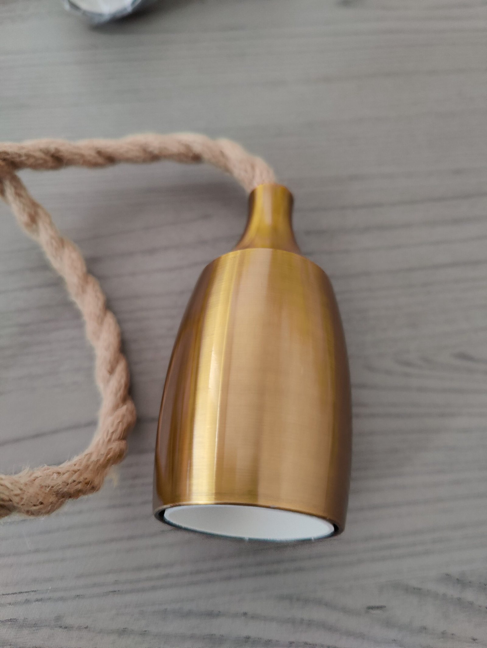 MCMP 0175 1 Nordic Bronze Pendant Light With Hemp Rope 6 scaled