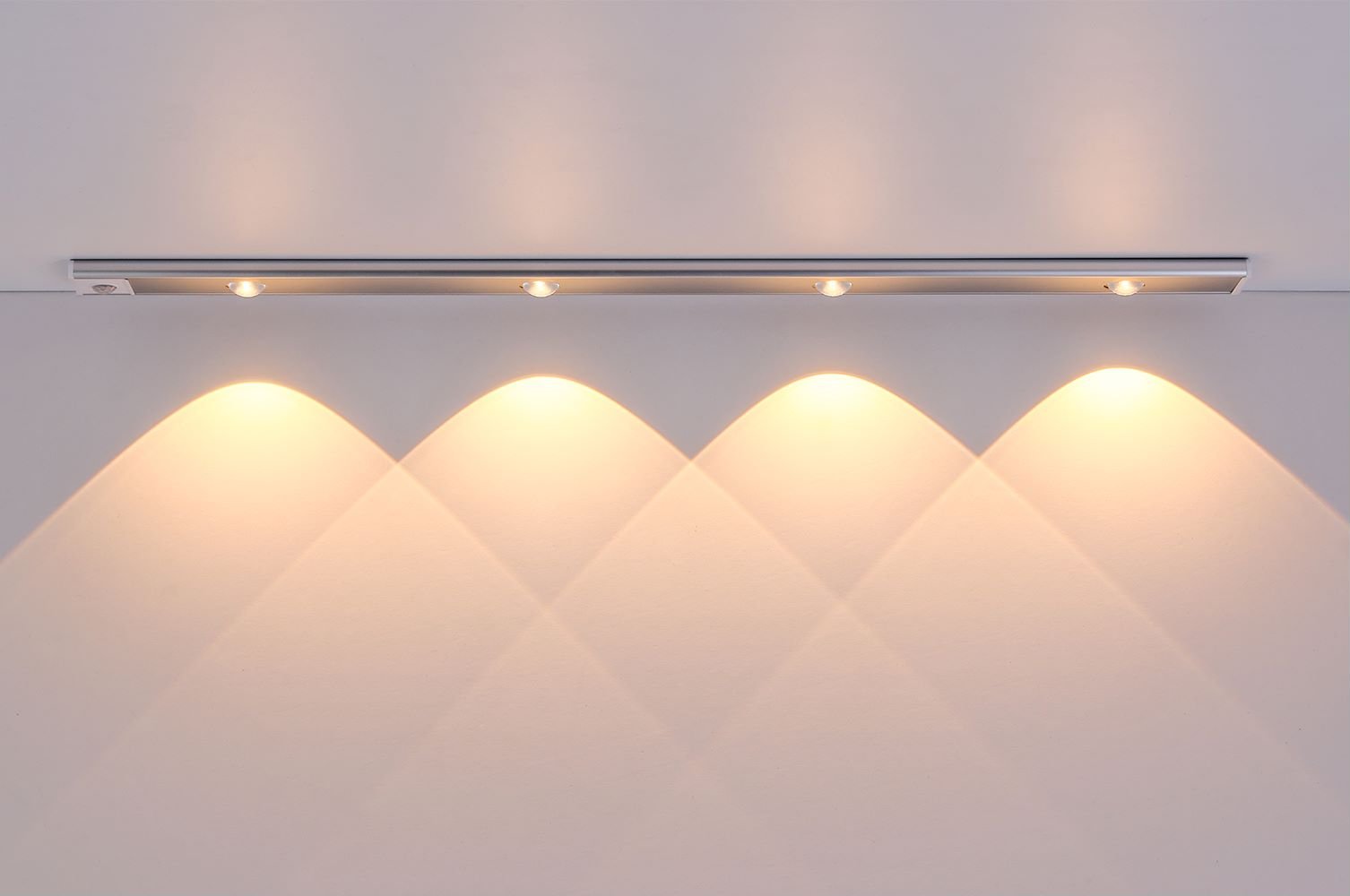 MCMP Rechageable Silver Magnetic Light Strip Hill Effect with Warm Cool Daylight Dimmable 1