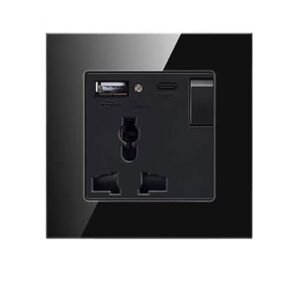 Single Socket Universal With USB A + C Black